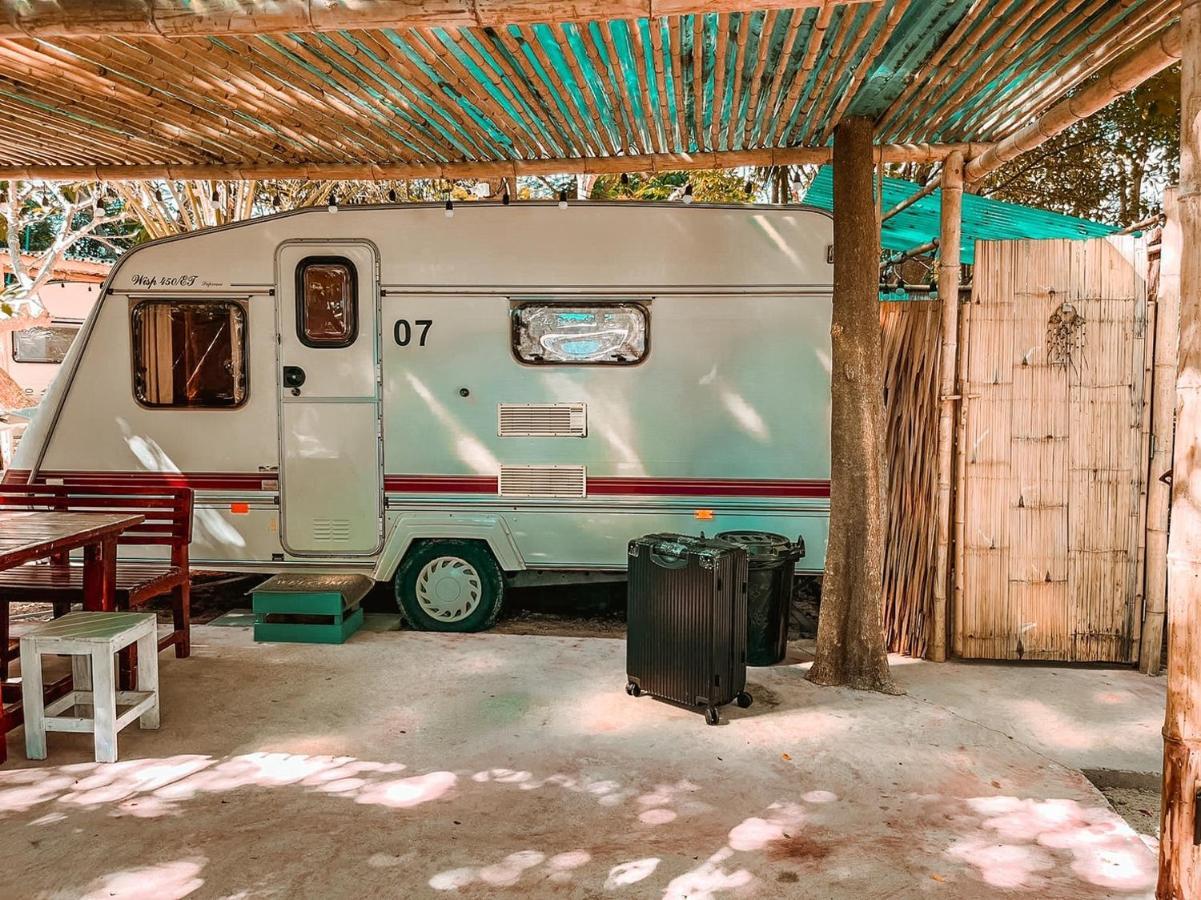 Beach House Camp Na Chom Thian Exterior photo